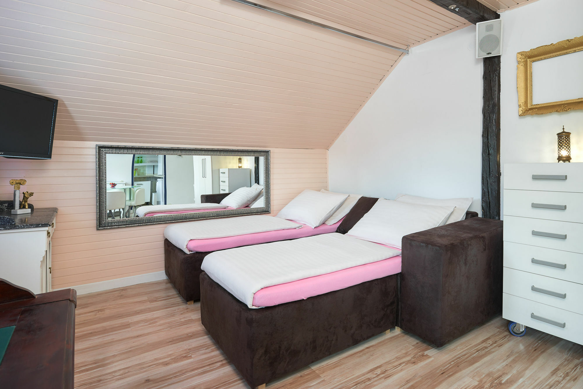 Anastasia Suites Загреб Экстерьер фото